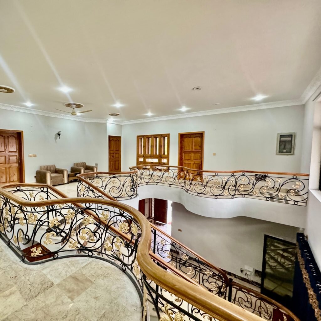 Royal Executive Uper Lobby